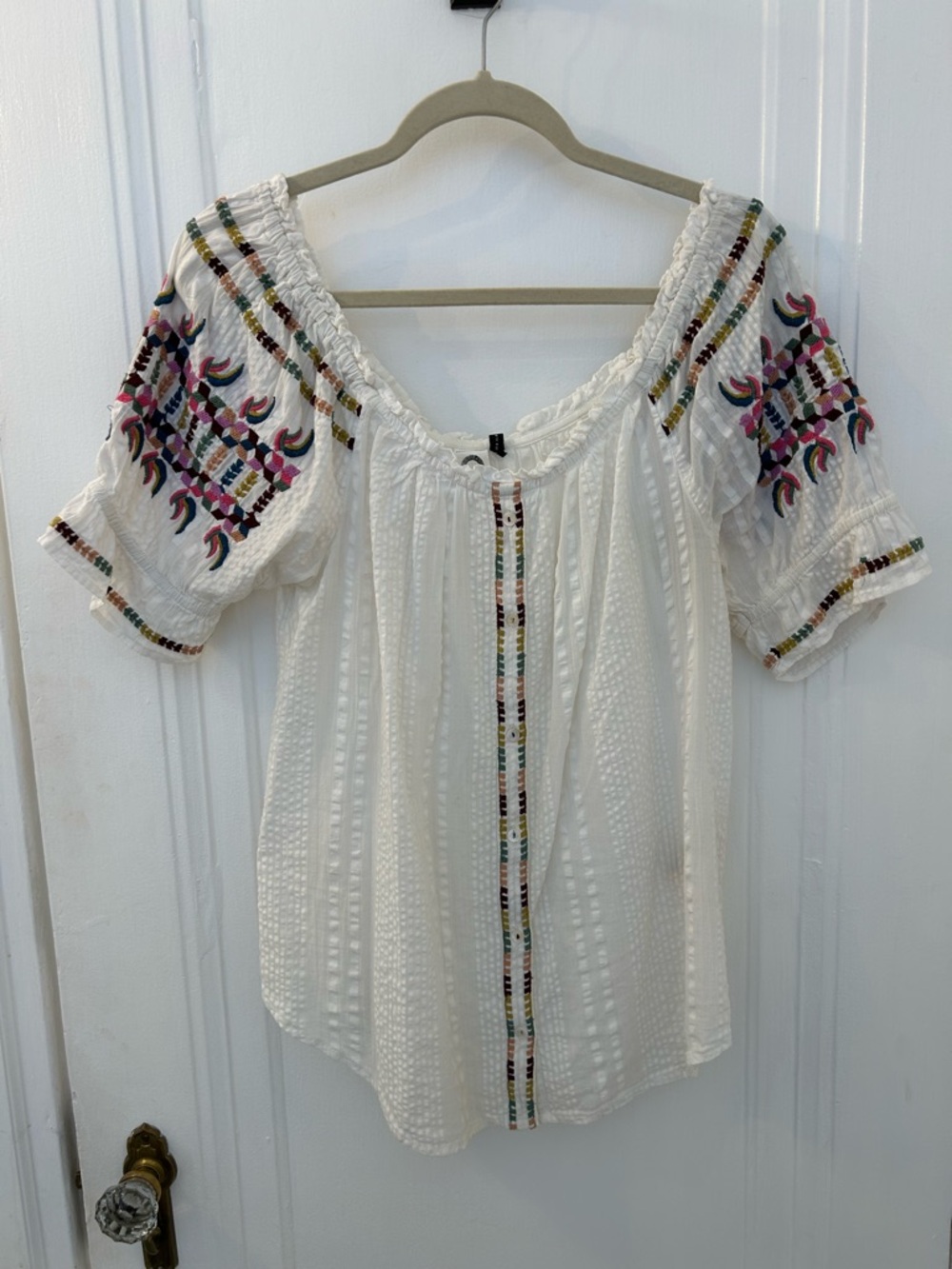 Anthropologie White Embroidered Peasant Blouse